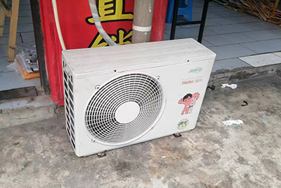 永仁空调突然不制冷只吹自然风怎么办？